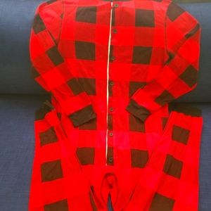 Never Worn Men's thermal button-up pajama onesie, Size L